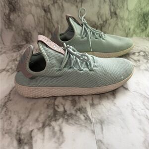 Women’s Size 9.5 Adidas Pharrell  X Tennis HU Shoes Linen Green Sneakers